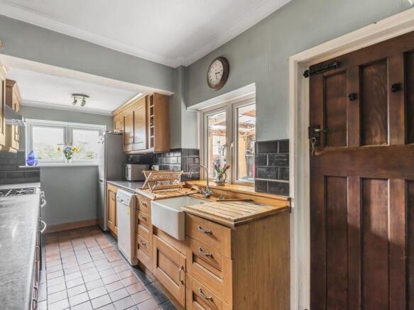 Kitchen 