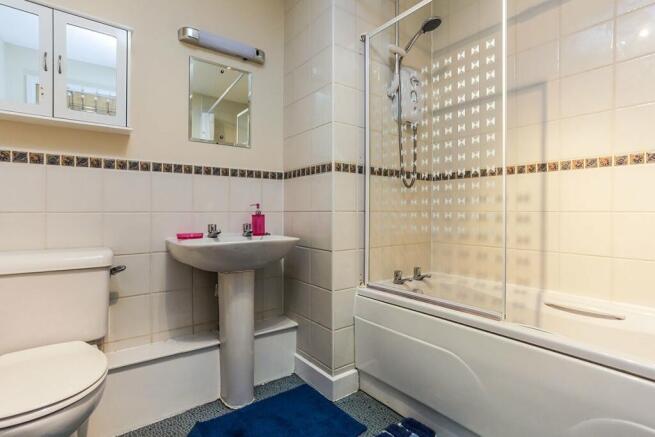 2 bed Apartment for sale Image 9