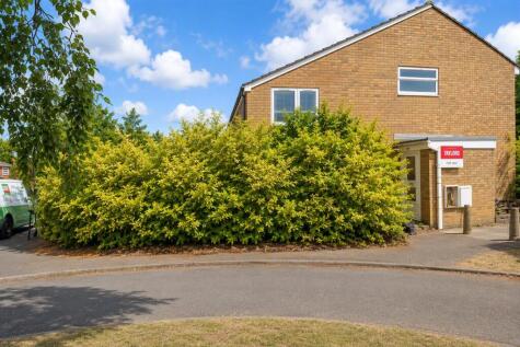 Greenfield Close, Dunstable, Bedfordshire, LU6