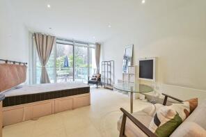 87, 374 Oswald Building, Queenstown Road, London SW11 8PG