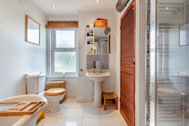 8592645-interior05.jpg