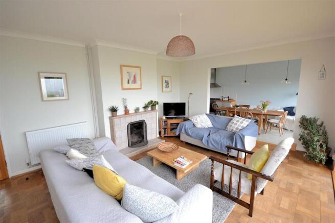Sitting Room (2).jpg