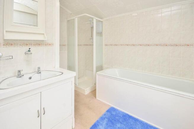Bathroom / Shower Room / WC