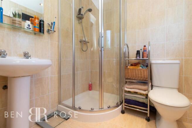 Master Ensuite