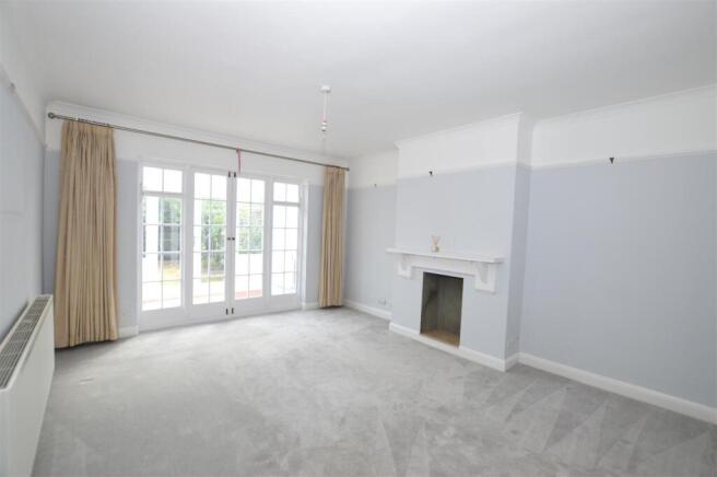 32 The Ridge lounge.JPG