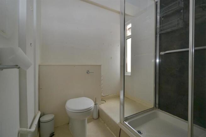 shower2.JPG