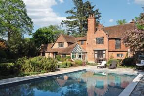 Lashbrook Lodge, New Road, Shiplake, Henley-on-thames RG9 3LH