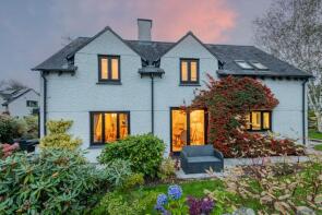Low Beck, Crosthwaite, Kendal LA8 8HX