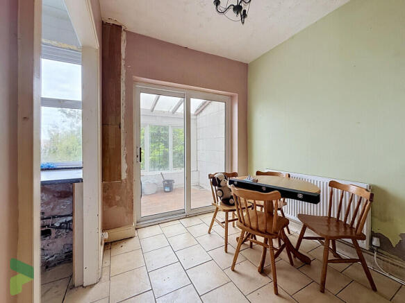 Dining room to ki...