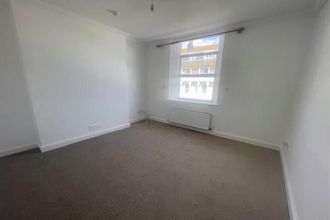 Lounge/sitting room
