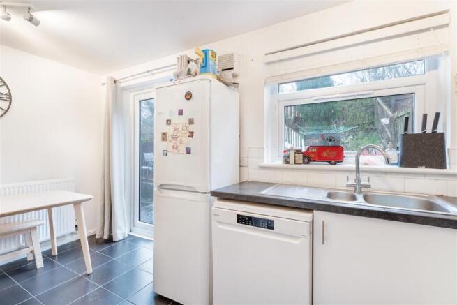 Kitchen 3