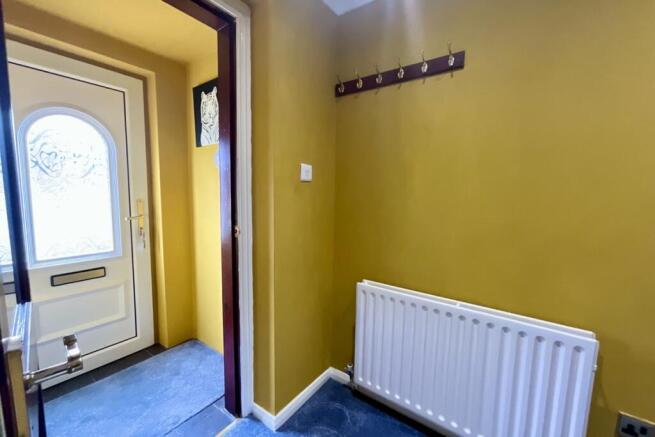 3 bed Semi-Detached for sale Image 12