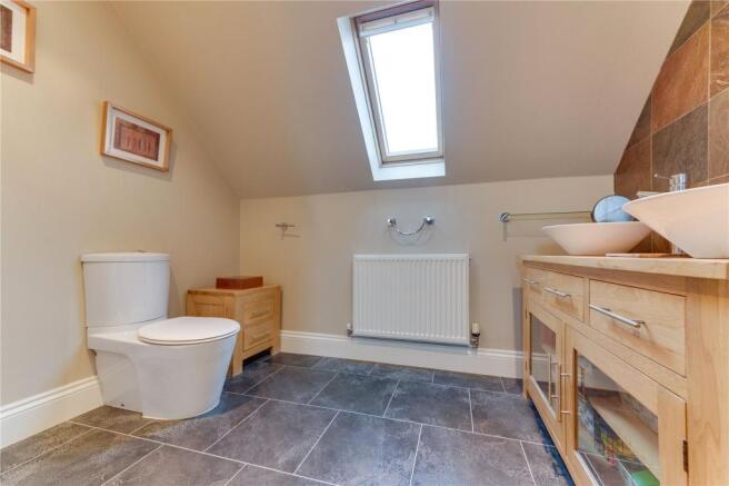 Master Ensuite