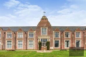 6, Fountain Court, Mount Dinham Court, St Davids, Exeter EX4 4FX