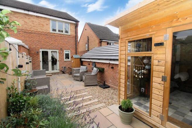 2 bed Semi-Detached for sale Image 10