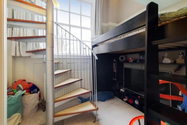 Bedroom/Office