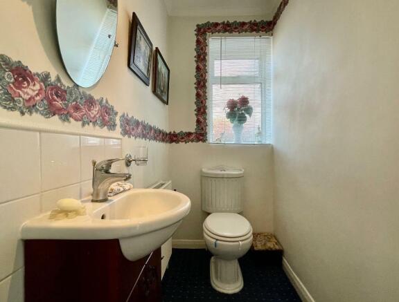 Useful cloakroom