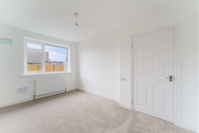 2 bed Semi-Detached Bungalow for sale Image 10