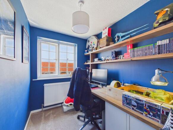 3 bed Semi-Detached for sale Image 10