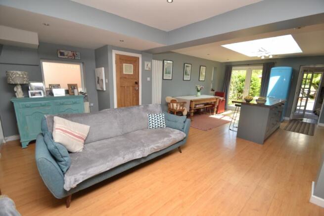 Kitchen/Dining/Livin