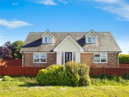 Cedarwood Cottage, Station Road, Yarmouth PO41 0TQ