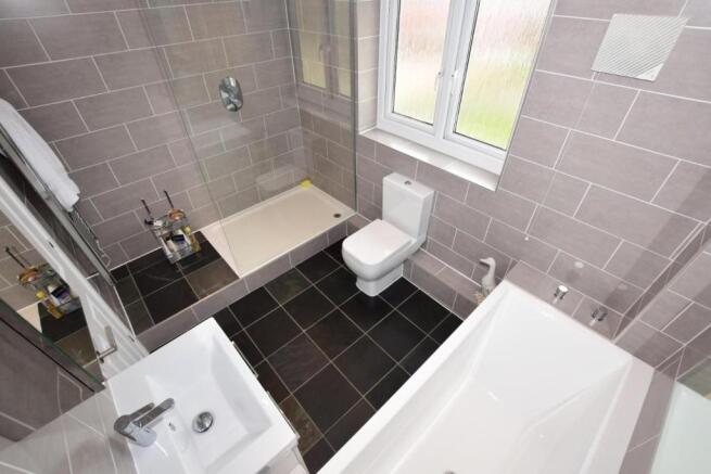 Modern Fitted Bathroom