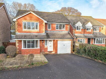Forest Oak Drive, New Milton, BH25