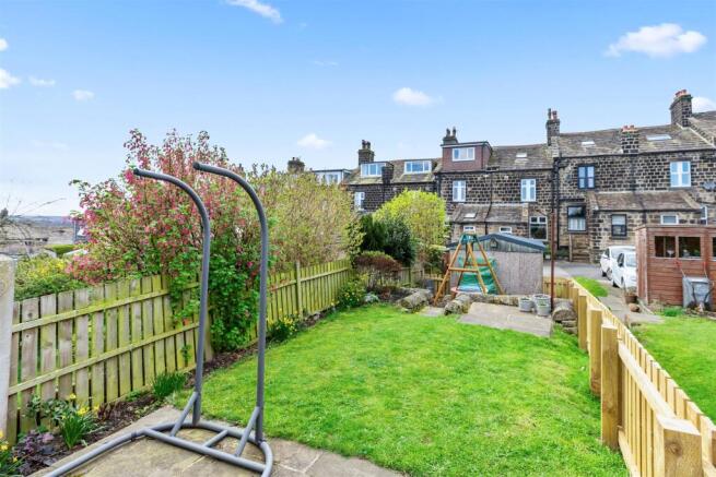 4 bed Terraced for sale Image 5