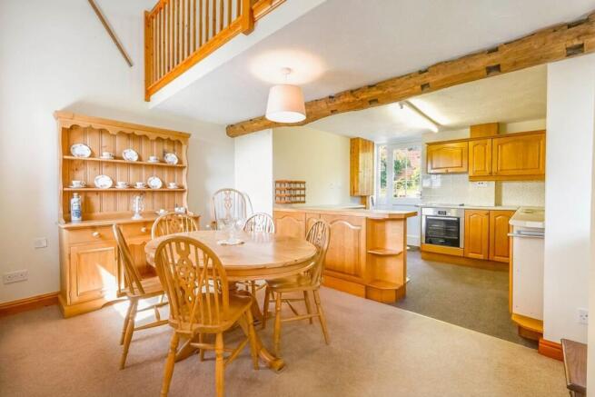 2 bed Terraced for sale Image 4