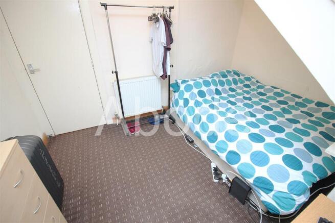 3 bed House to rent Image 7
