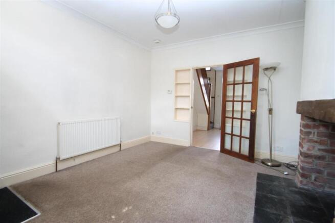 sitting room 2.JPG