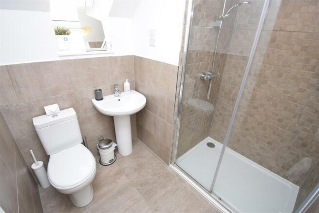 EN-SUITE SHOWER ROOM.JPG