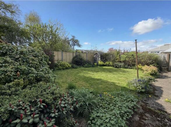 2 bed Semi-Detached Bungalow for sale Image 7