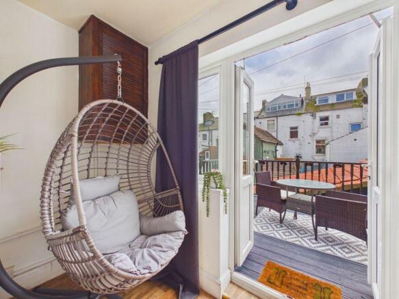 8 bed Terraced for sale Image 11