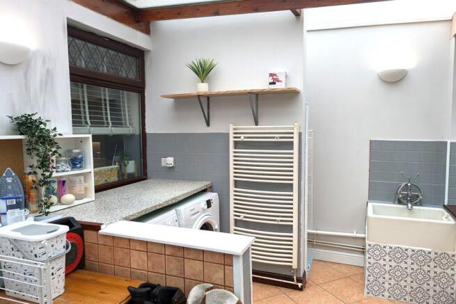 Conservatory / WC