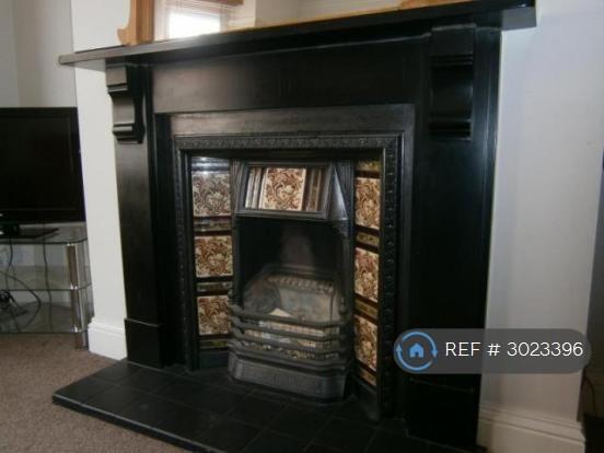 2 bed Terraced to rent Image 9