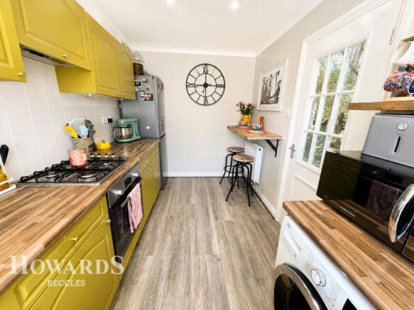 Holly Close, Worlingham, Beccles photo 4