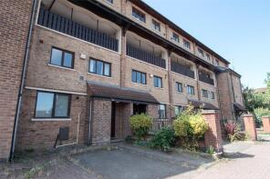 Flat 2, 1540 Beech Court, Bristol Road South, Longbridge, Birmingham B45 9TY