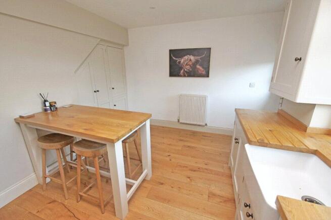 2 bed Terraced for sale Image 5