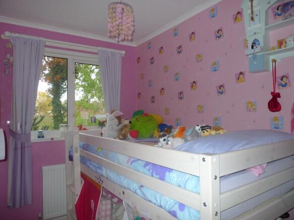 REAR BEDROOM