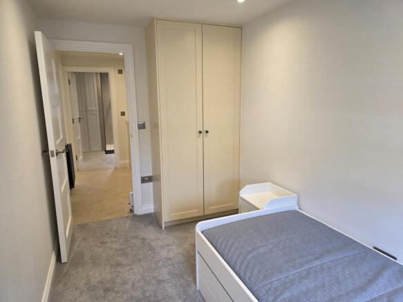 2nd bedroom different angle