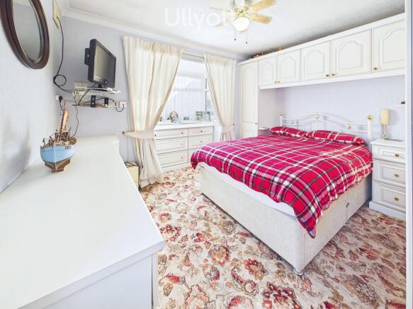 1 bed Semi-Detached Bungalow for sale Image 8