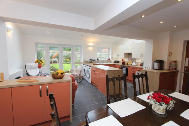Kitchen/dining Ro...
