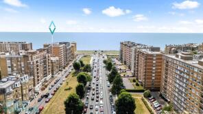 Flat 11, 2, Grand Avenue, Hove BN3 2LB