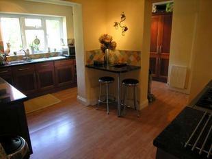 KITCHEN: