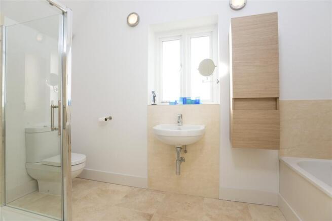 Ensuite Bathroom