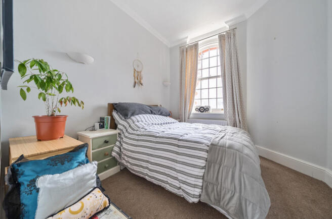 1407740-18-698220...