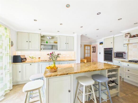 Worcester Road, Newland, Malvern, Worcestershire, WR13 photo 4