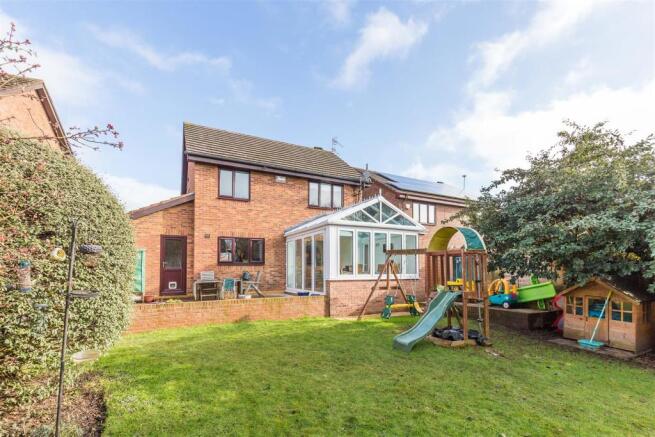 46 Elterwater Drive, Gamston, Nottinghamshire, NG2