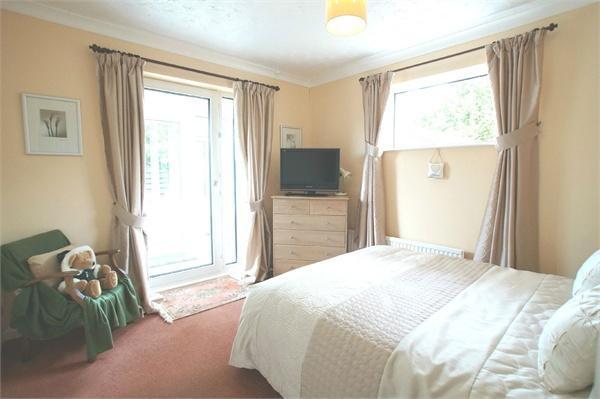 Bedroom 1 (a)